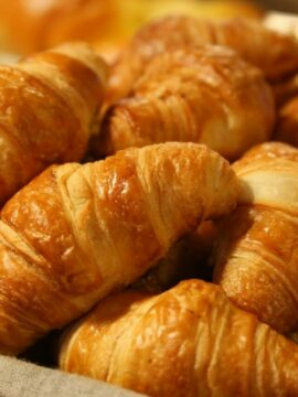 cropped-Exactly-How-To-Reheat-Croissants-–-9-Methods.jpg
